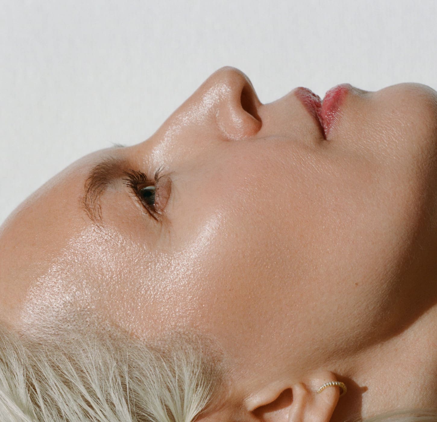 Бронзер, оттенок теплый карамельный с легким шиммером, 4 мл