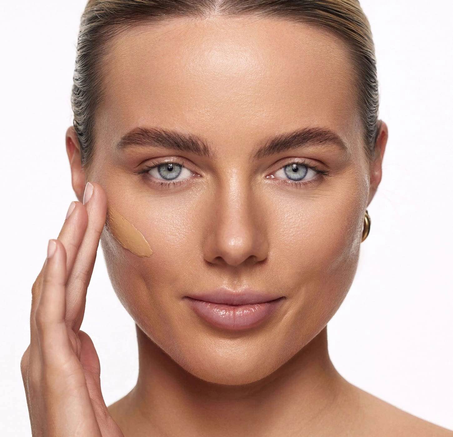 Минеральная тональная основа  SPF 15, тон 2, 30мл